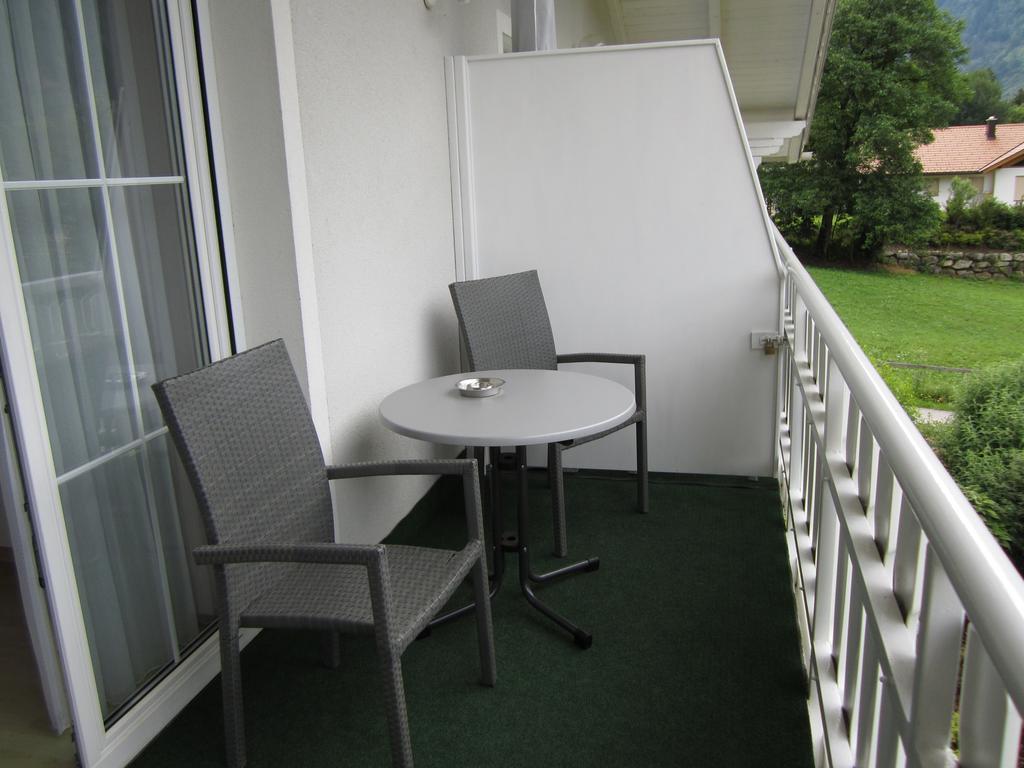 Landhaus Buerse Flattach Kültér fotó